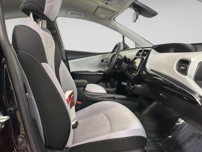 2019 Toyota Prius LE