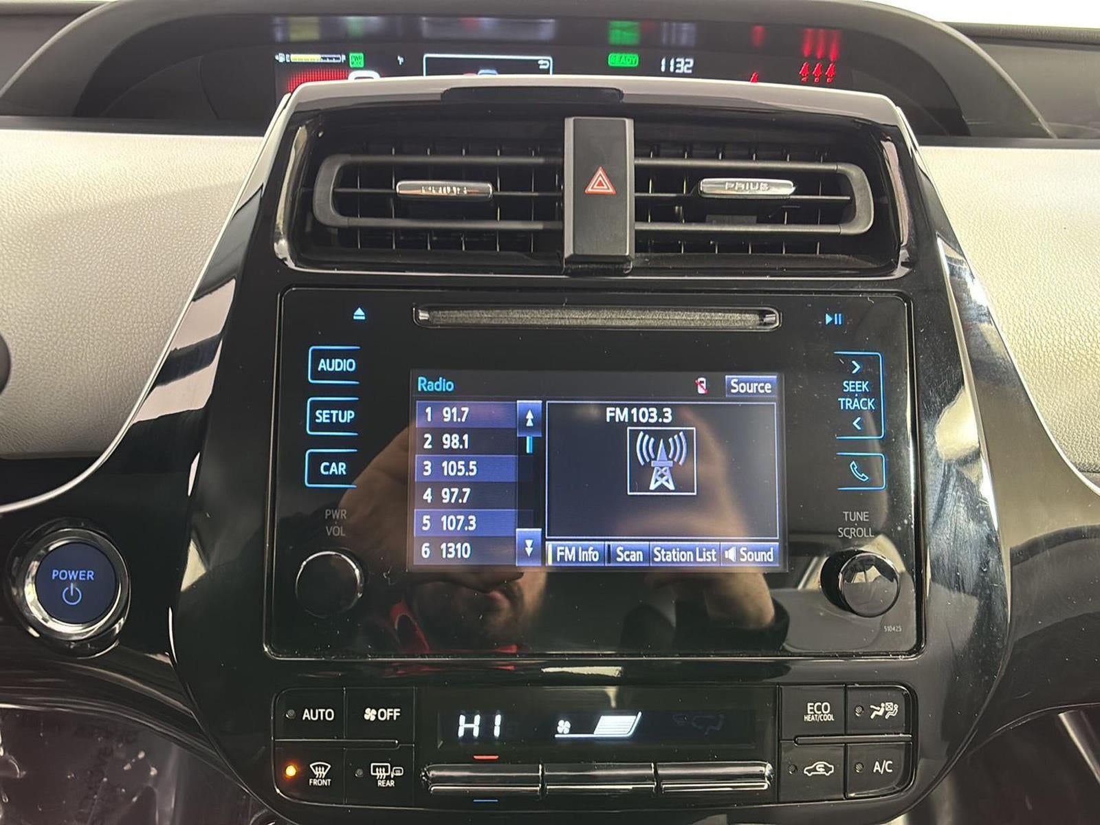 2019 Toyota Prius LE