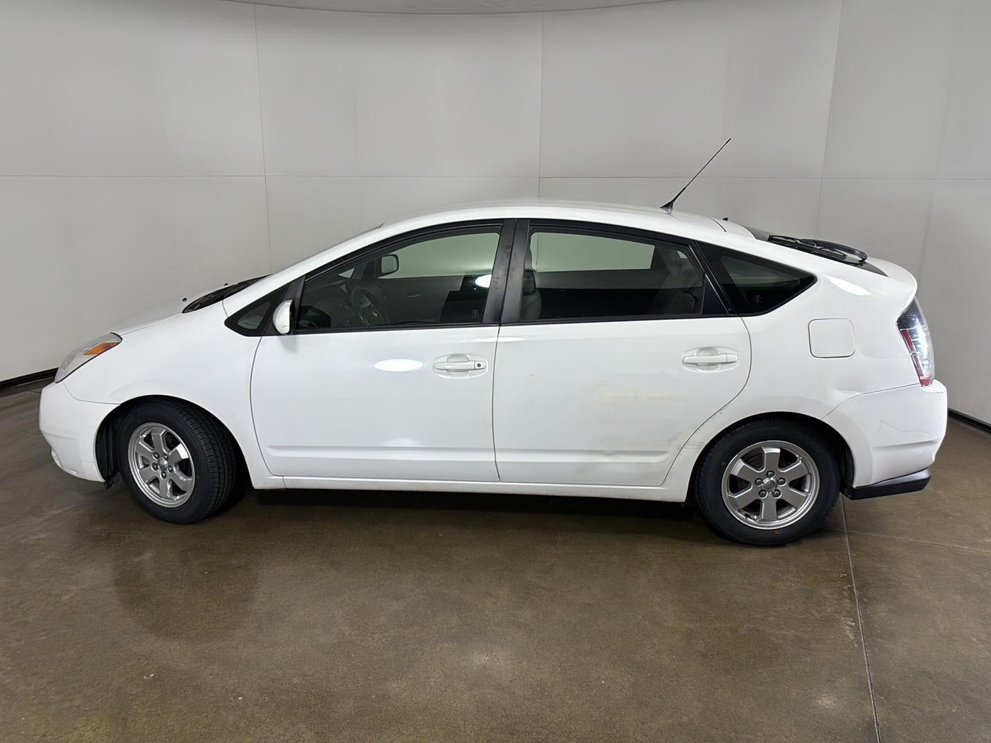 2004 Toyota Prius BASE