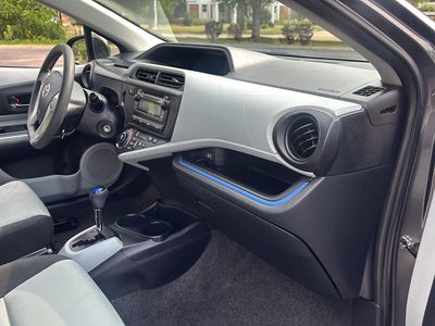 2012 Toyota Prius c Two