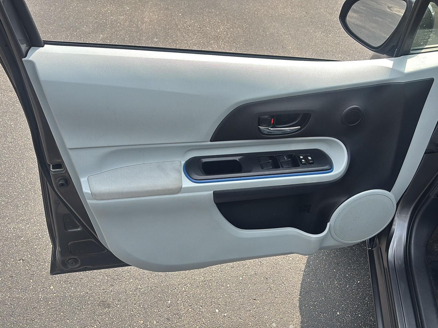 2012 Toyota Prius c Two
