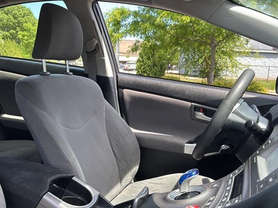 2014 Toyota Prius Plug-in Hybrid Base