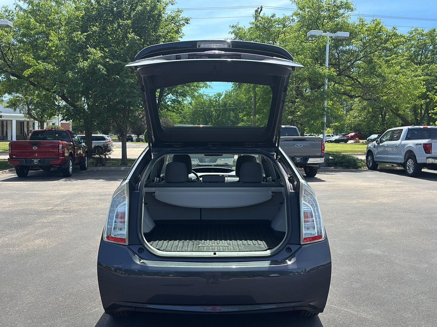 2014 Toyota Prius Plug-in Hybrid Base