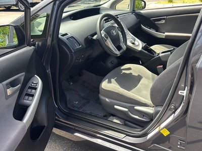 2014 Toyota Prius Plug-in Hybrid Base