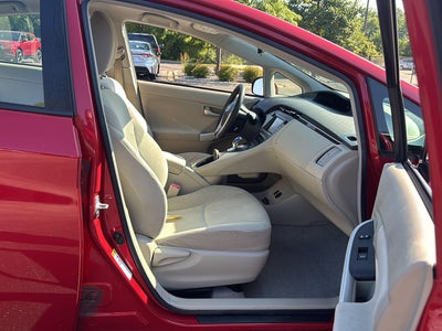 2010 Toyota Prius III