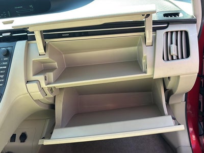 2010 Toyota Prius III
