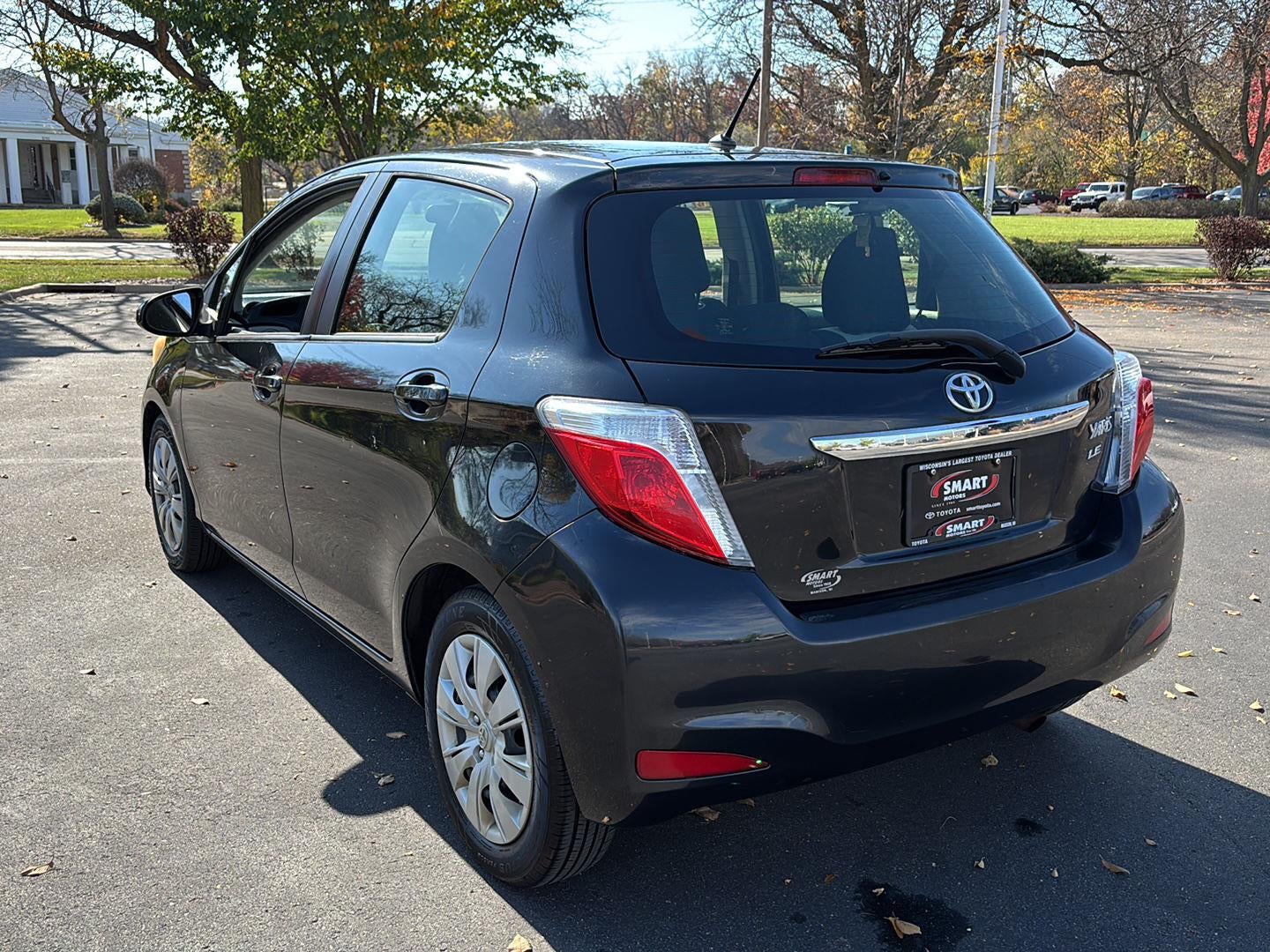 2012 Toyota Yaris 5-Door LE