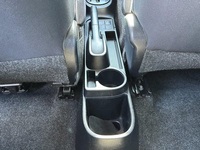 2012 Toyota Yaris 5-Door LE