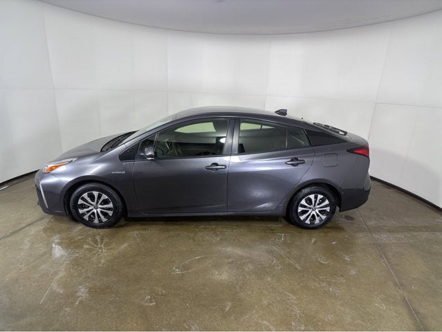 2021 Toyota Prius LE