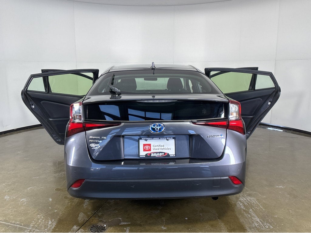 2021 Toyota Prius LE