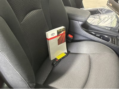 2021 Toyota Prius LE