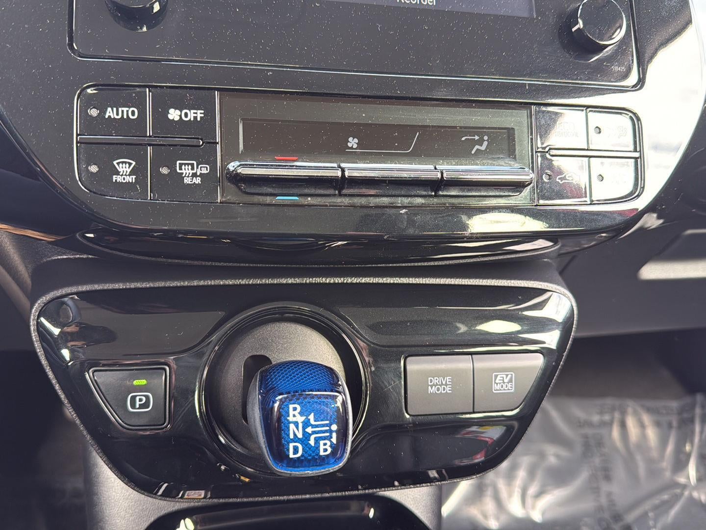 2019 Toyota Prius XLE AWD-e