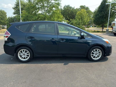 2017 Toyota Prius v Two