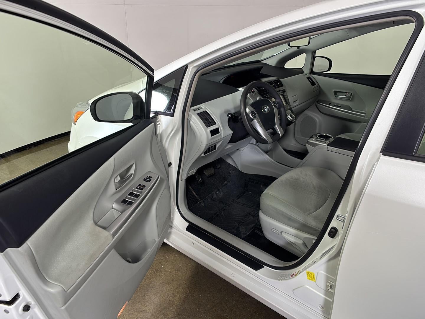 2014 Toyota Prius v Three