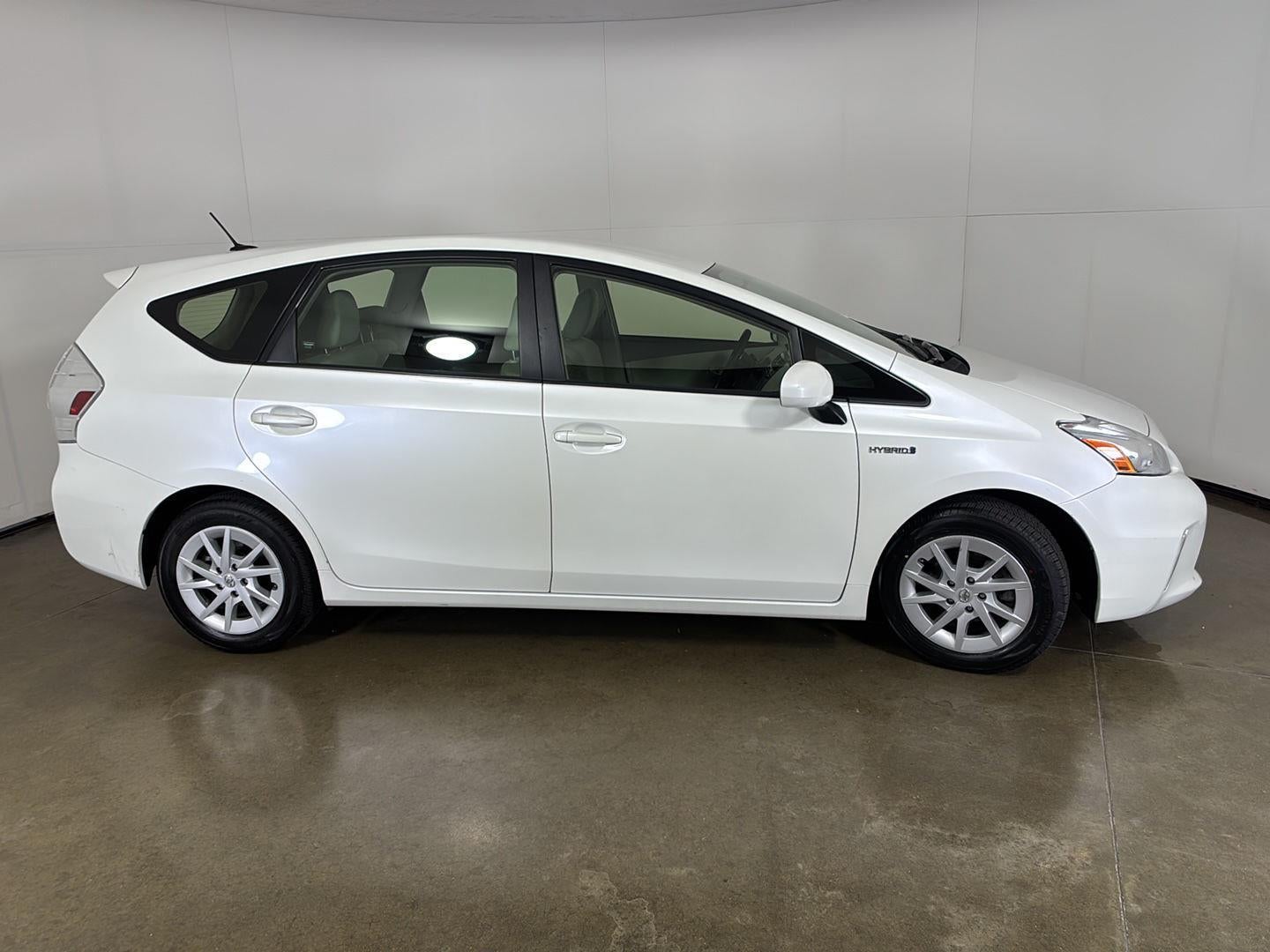 2014 Toyota Prius v Three