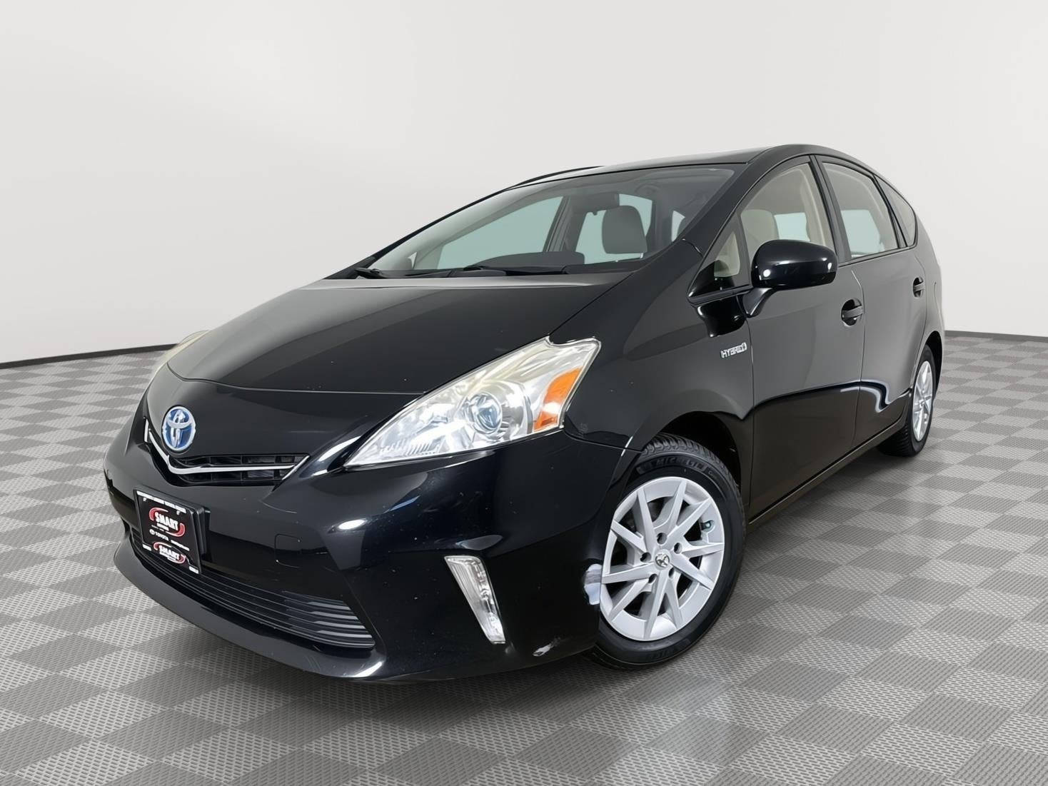 2014 Toyota Prius v Three