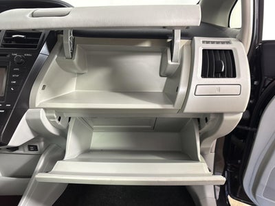2014 Toyota Prius v Three
