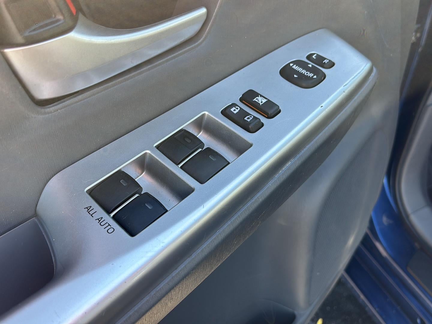 2013 Toyota Prius v Three