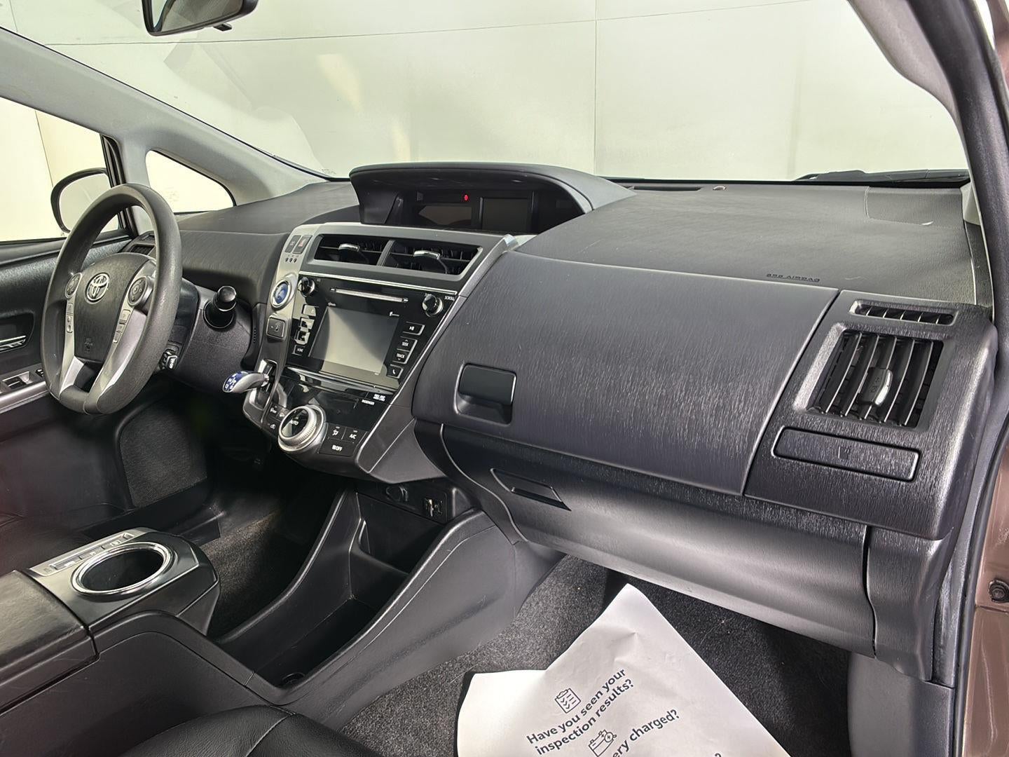 2016 Toyota Prius v Three