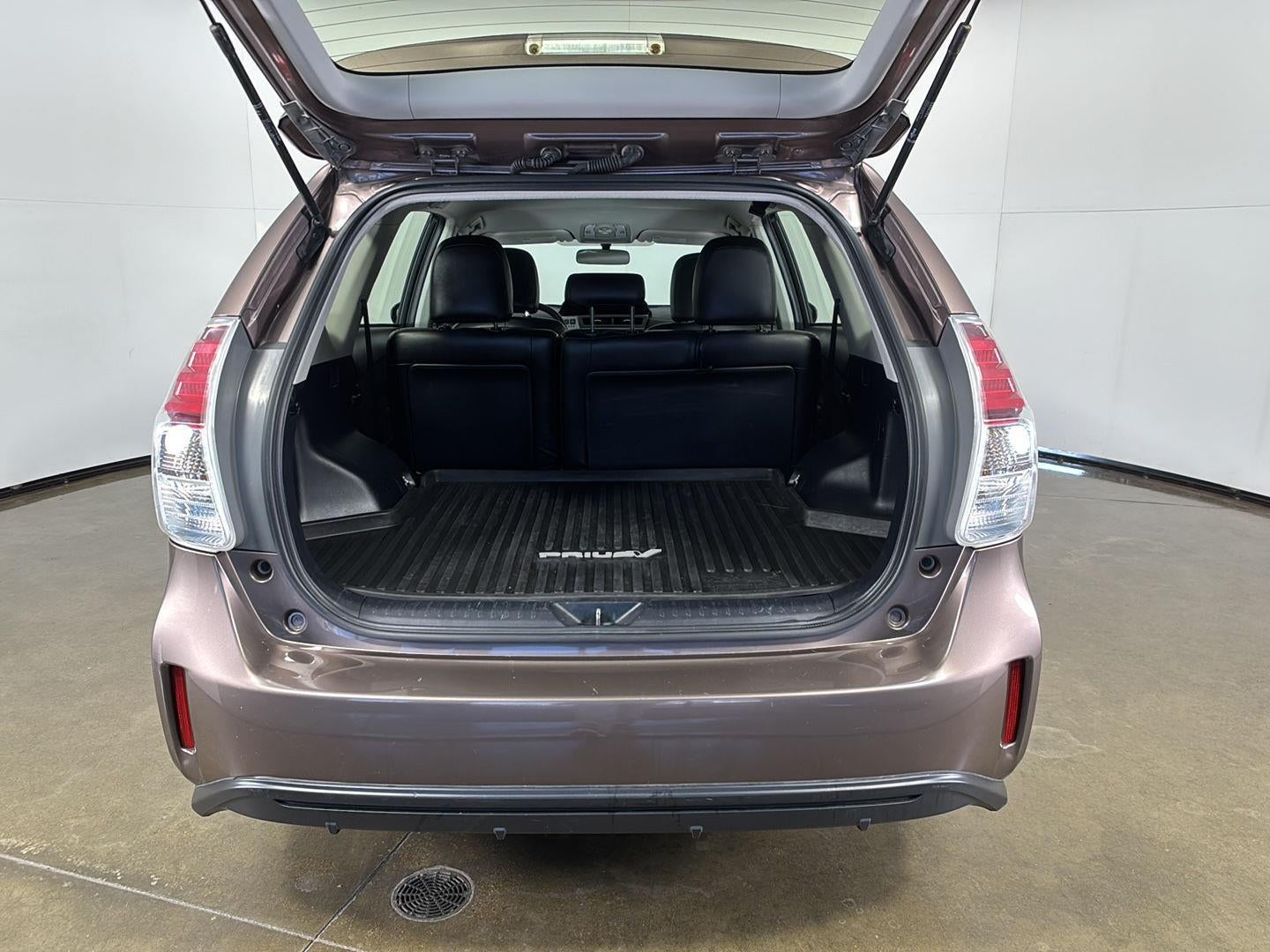 2016 Toyota Prius v Three
