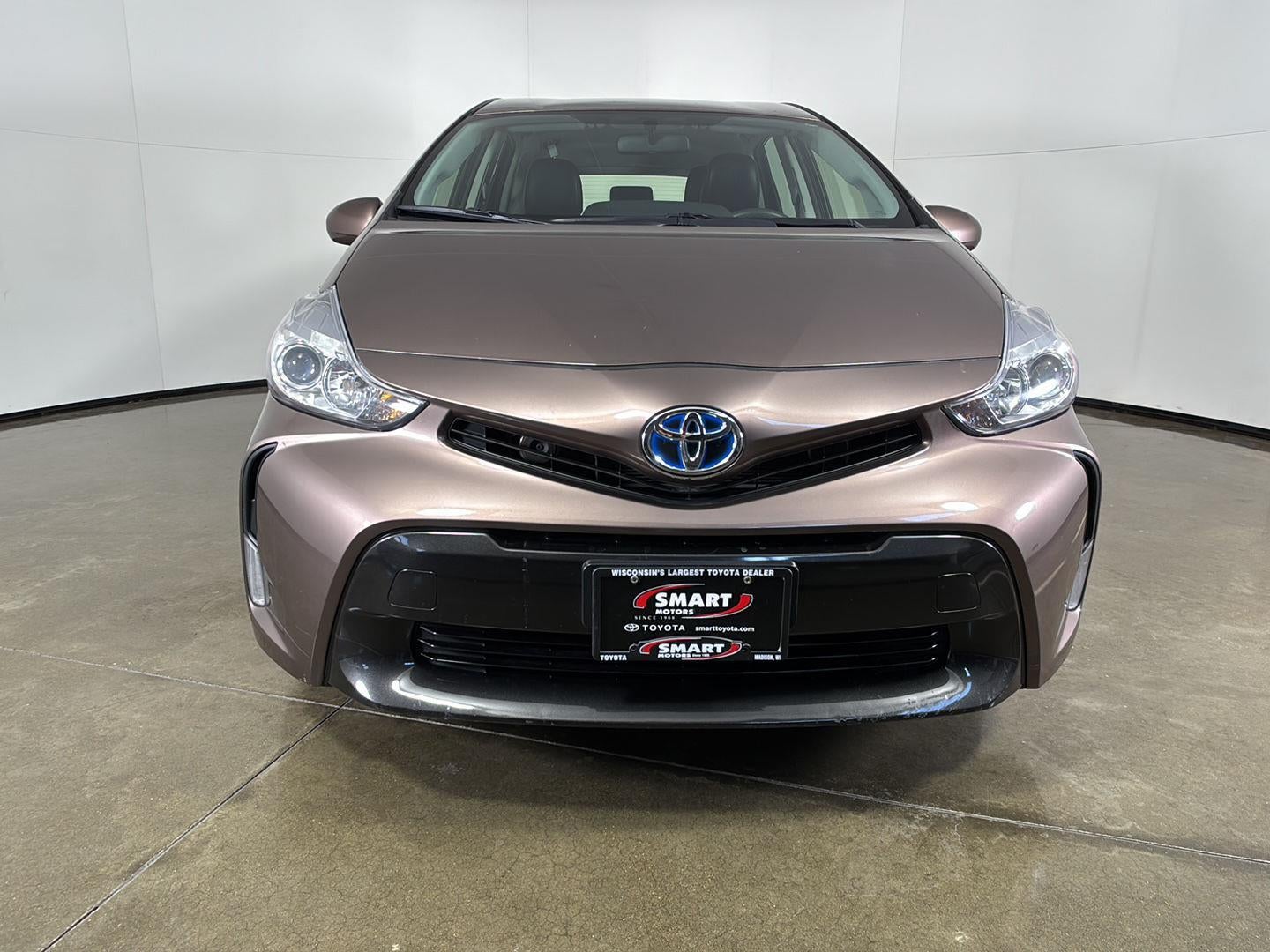 2016 Toyota Prius v Three