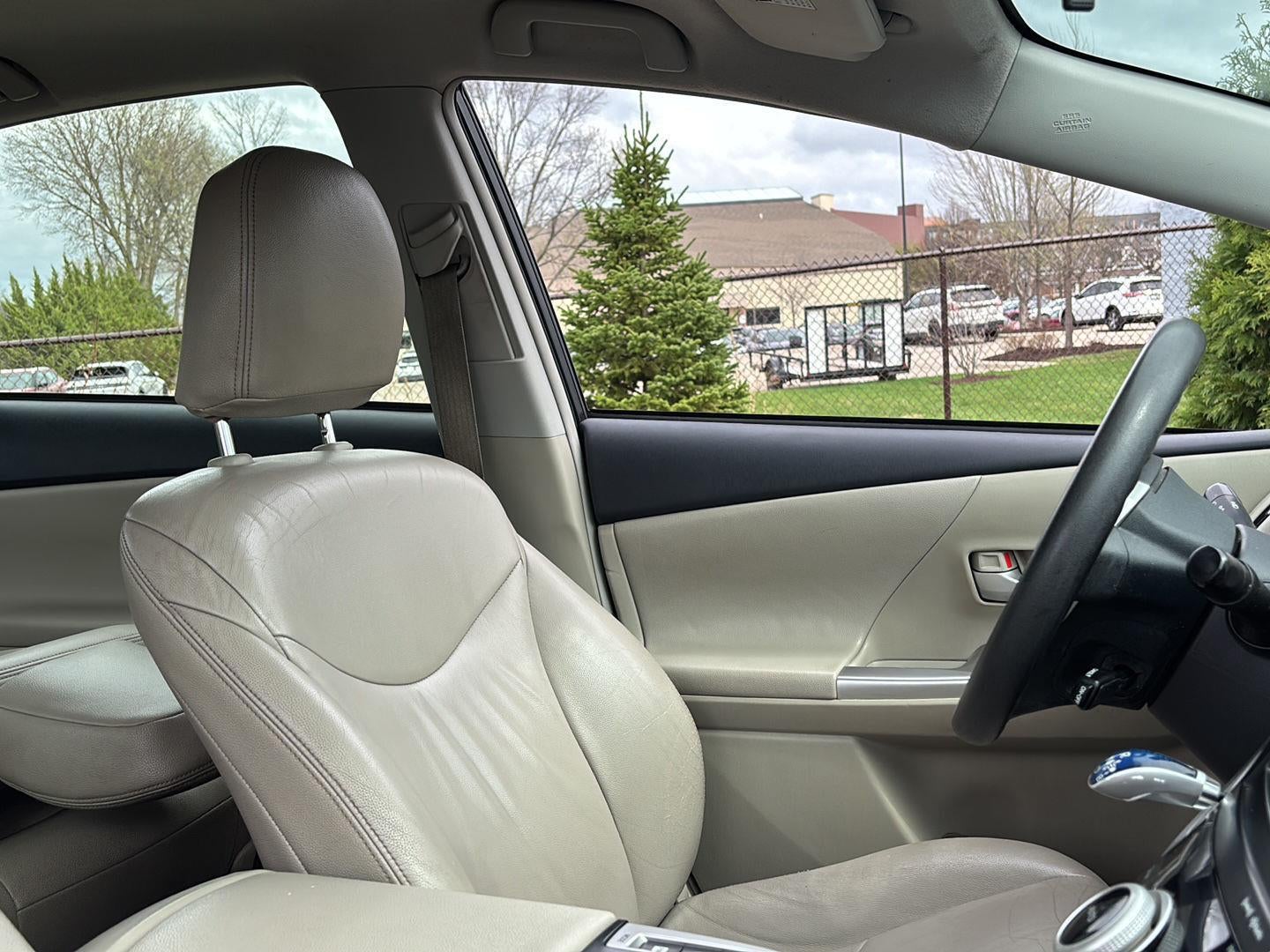 2012 Toyota Prius v Three