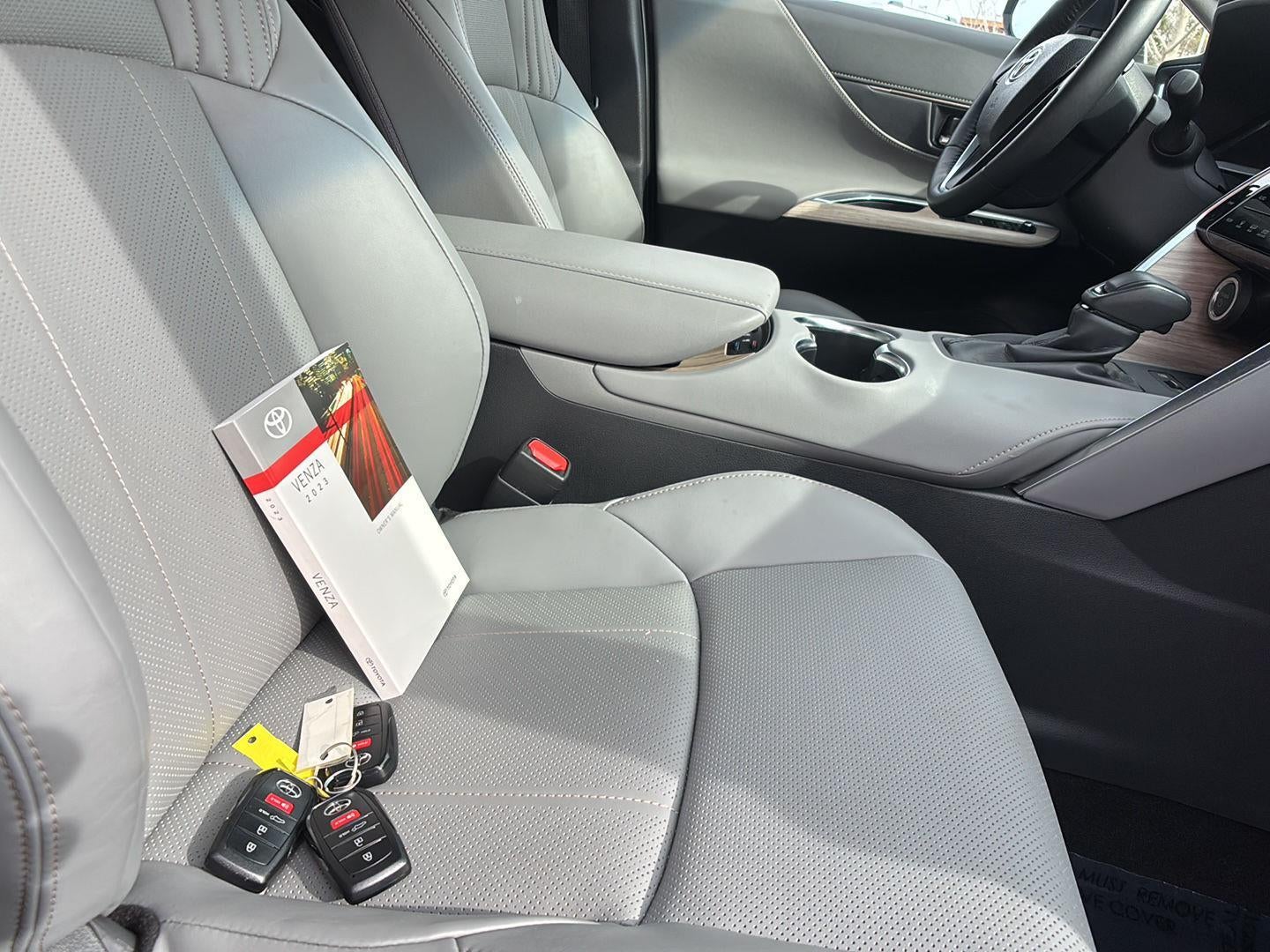 2023 Toyota Venza Limited