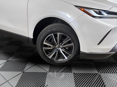 2023 Toyota Venza LE