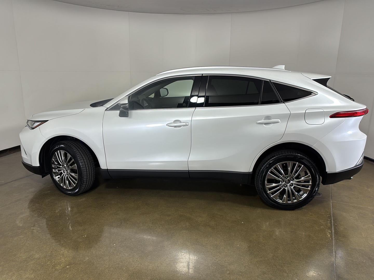 2023 Toyota Venza XLE