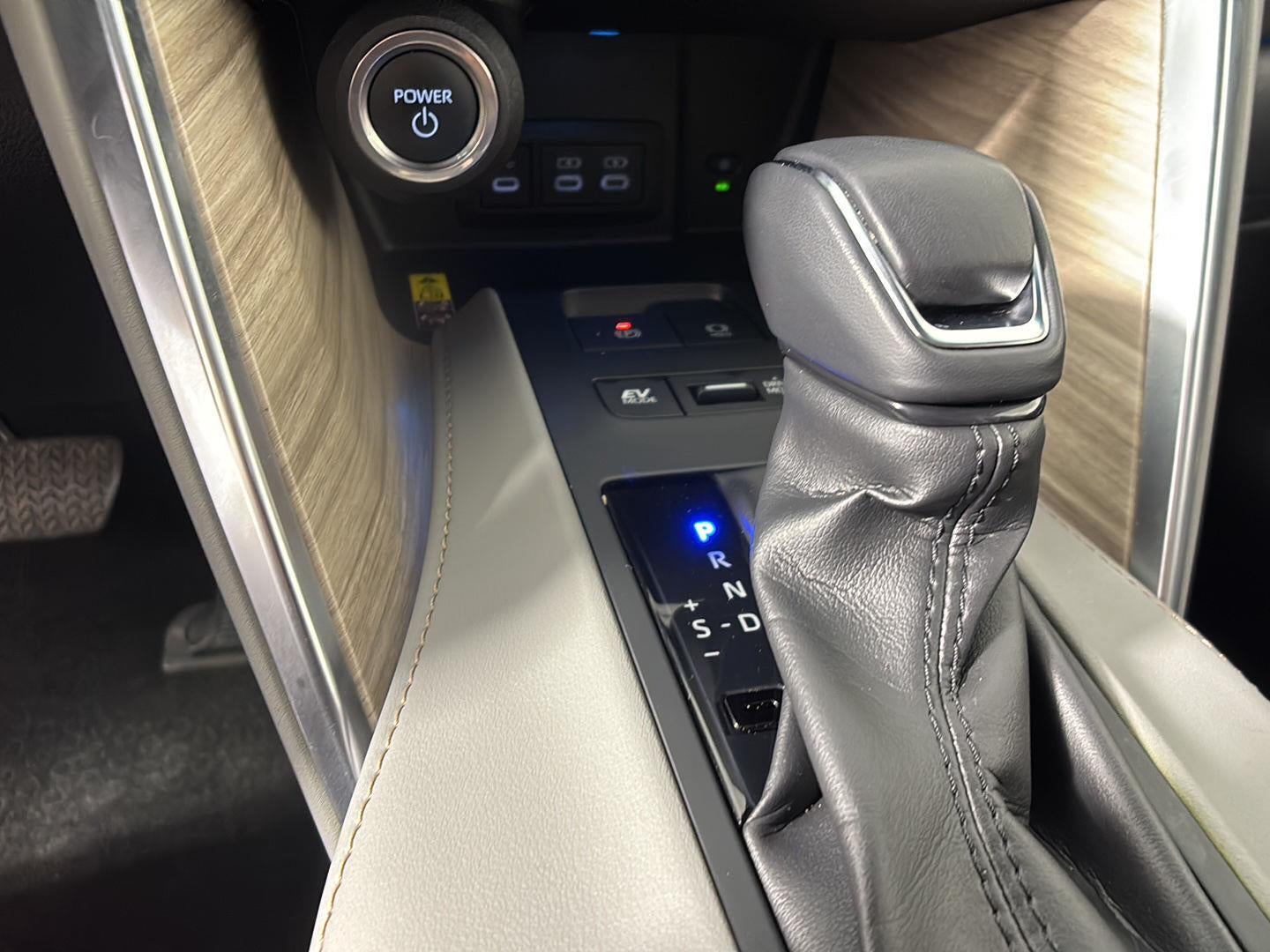 2023 Toyota Venza XLE