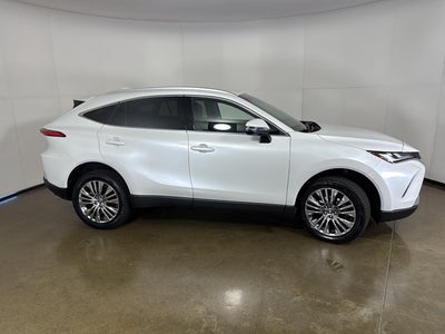 2023 Toyota Venza XLE
