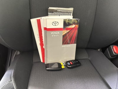 2021 Toyota Venza LE