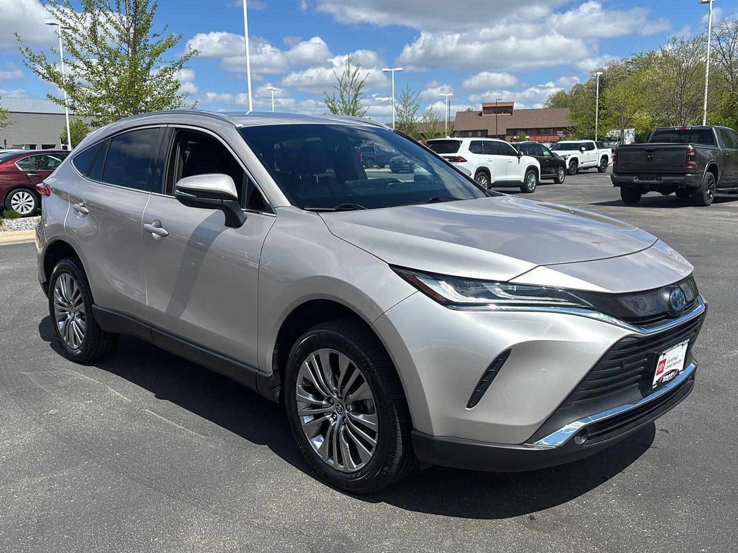 2022 Toyota Venza XLE