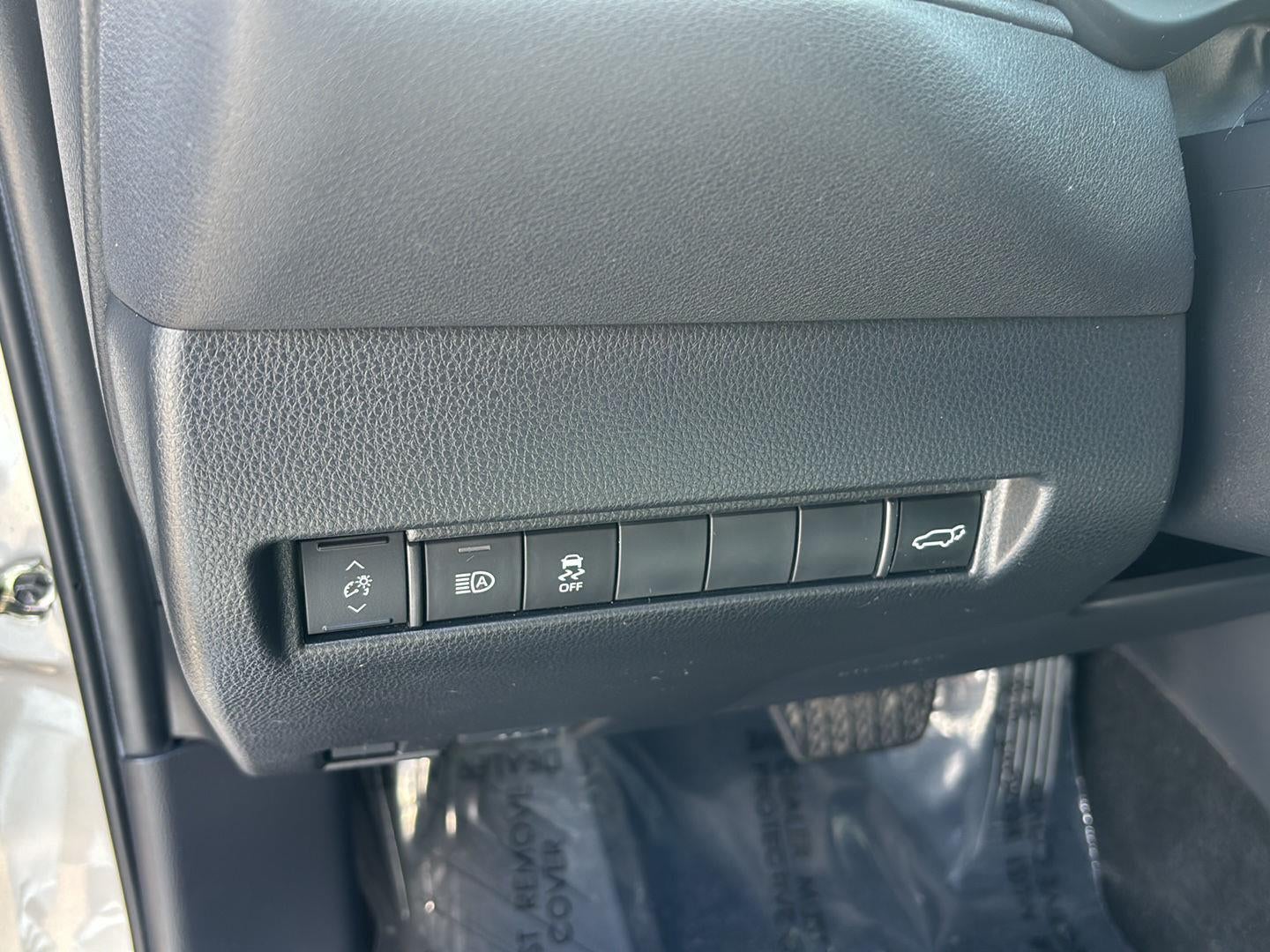 2022 Toyota Venza XLE