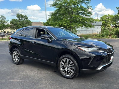 2022 Toyota Venza XLE