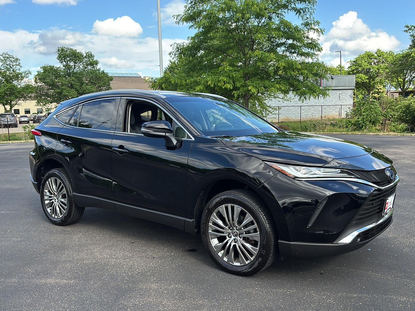 2022 Toyota Venza XLE
