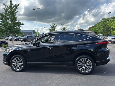 2022 Toyota Venza XLE