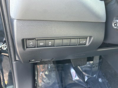 2022 Toyota Venza XLE