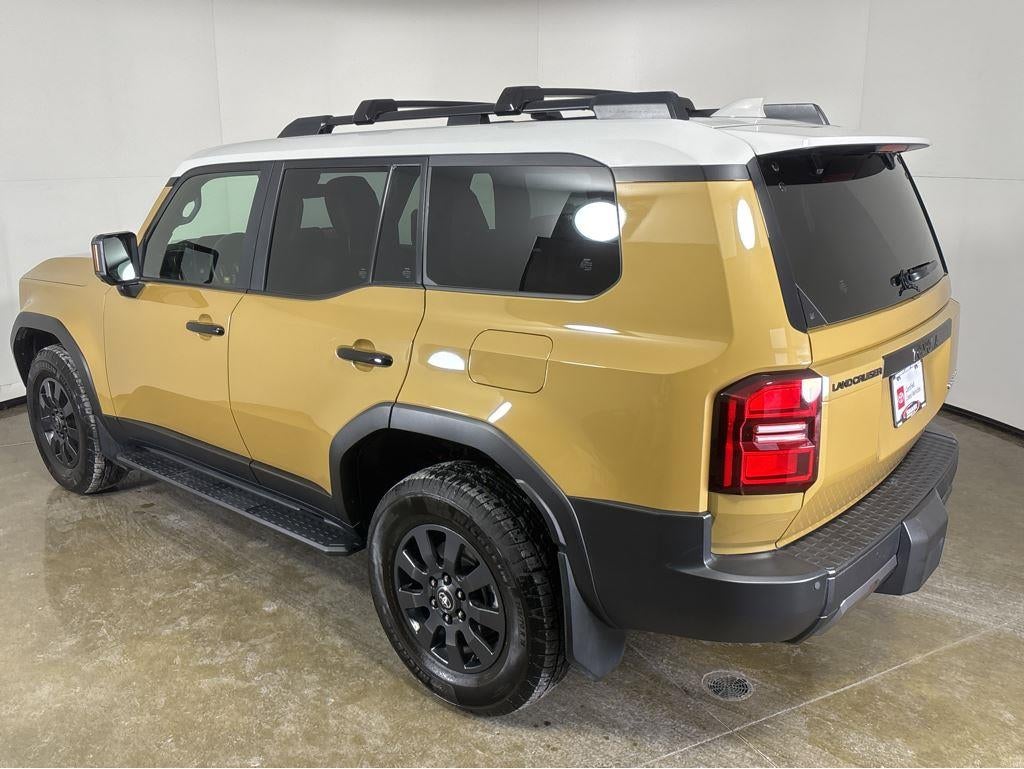 2025 Toyota Land Cruiser 4WD (Natl)