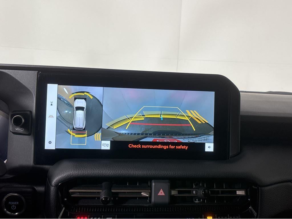 2025 Toyota Land Cruiser 4WD (Natl)