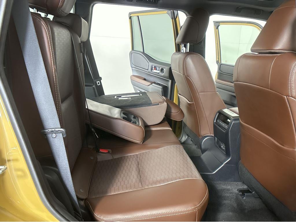 2025 Toyota Land Cruiser 4WD (Natl)