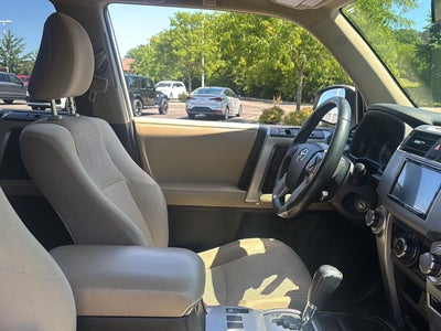 2016 Toyota 4 RUNNER Base