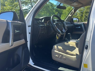 2016 Toyota 4 RUNNER Base