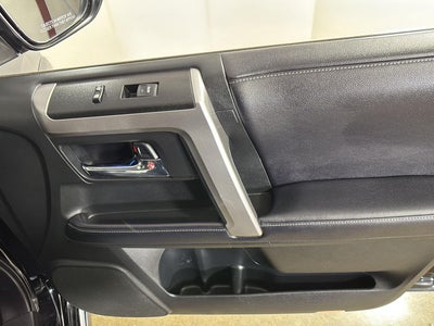 2019 Toyota 4 RUNNER Base