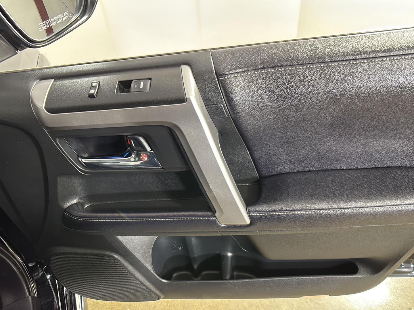 2019 Toyota 4 RUNNER Base