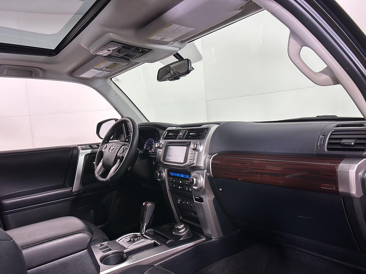 2019 Toyota 4 RUNNER Base