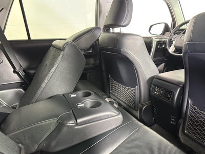 2019 Toyota 4 RUNNER Base