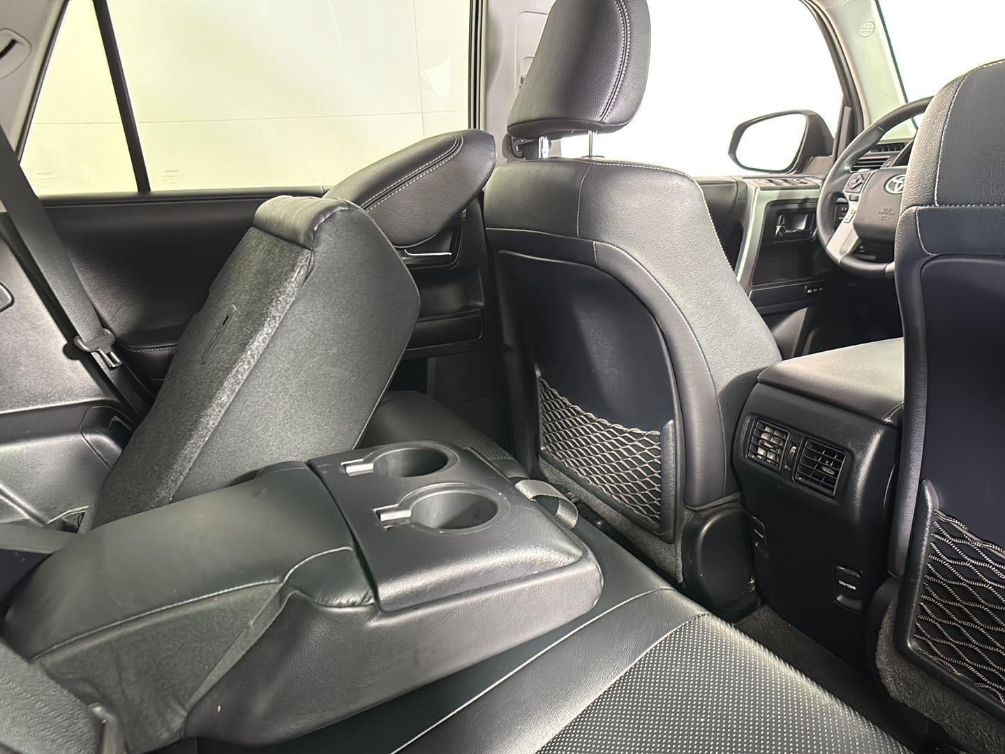 2019 Toyota 4 RUNNER Base