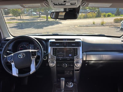 2022 Toyota 4Runner SR5