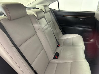 2013 Lexus ES 350 4dr Sdn